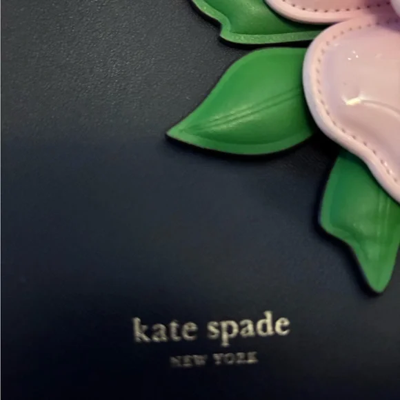 Kate Spade Navy and Pink Floral Shoulder Bag with matching wallet. - Picture 5 of 7